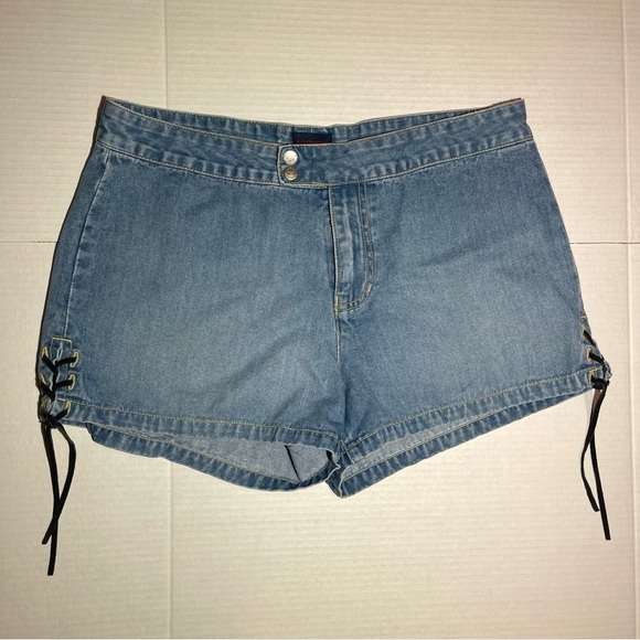 Tommy Hilfiger Blue Lace-Up Jean Shorts Sz 13 - Picture 1 of 9